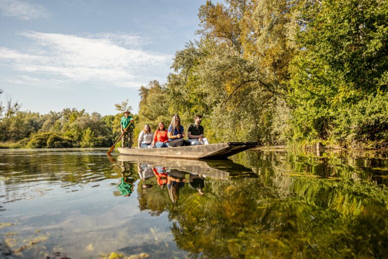Barques à fond plat